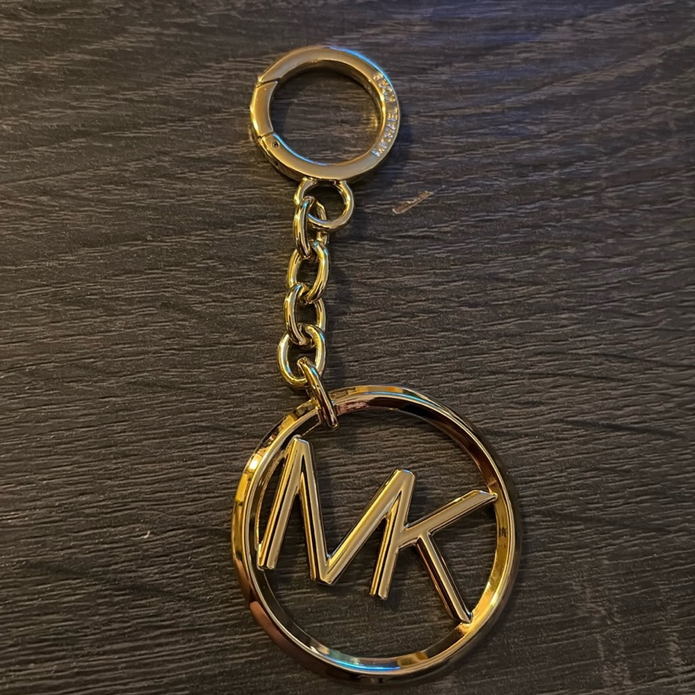 Michael Kors Gold Key & Card Holder Accessory NWOT